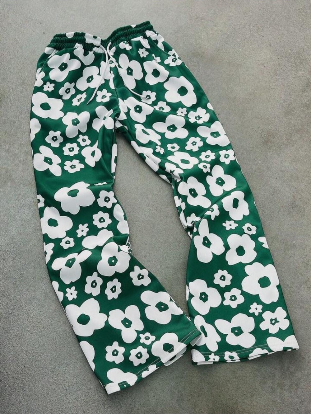 Manfinity Green White Flare-Leg Floral Print Raw Hem Pants S